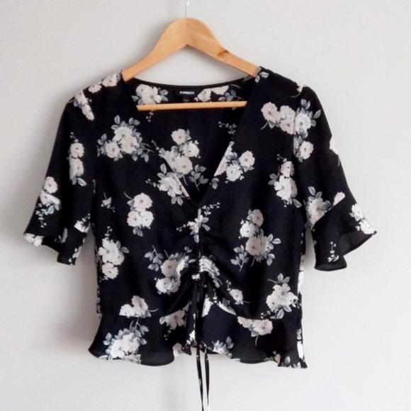 🌿EXPRESS FLORAL TOP🌿 - Picture 9 of 9